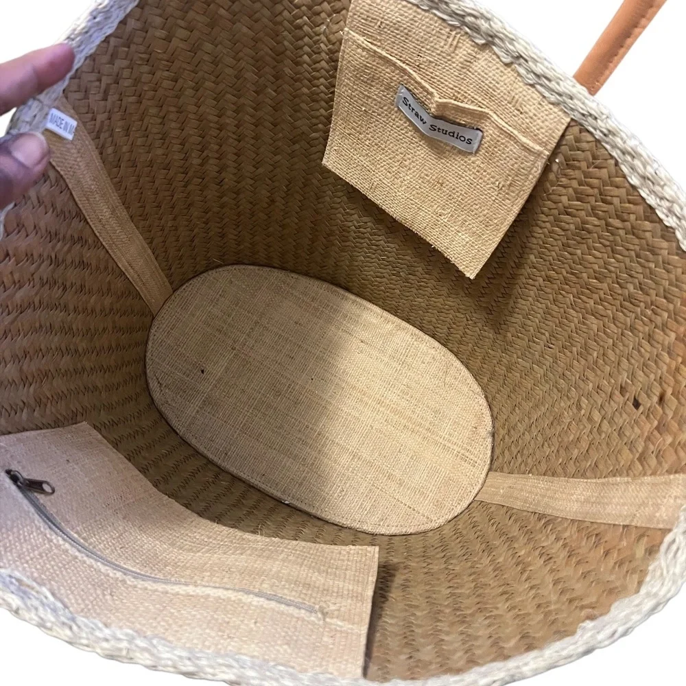 NWOT Straw Studios Large Striped Straw Women's Tote Bag.